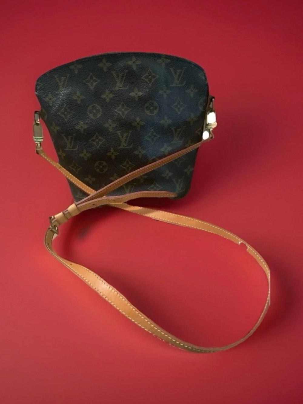 Louis Vuitton Monogram Crossbody Bag in Brown and Tan - Picture 2 of 7